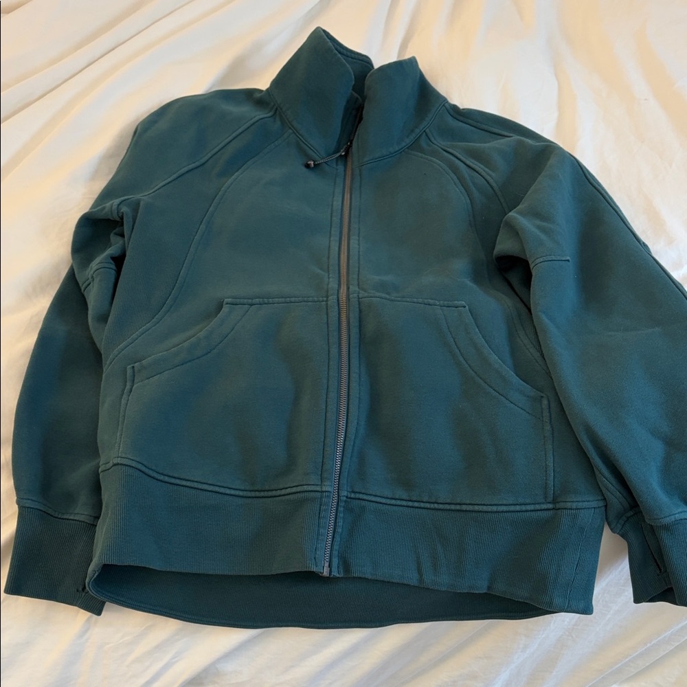 Lululemon Sweatshirt